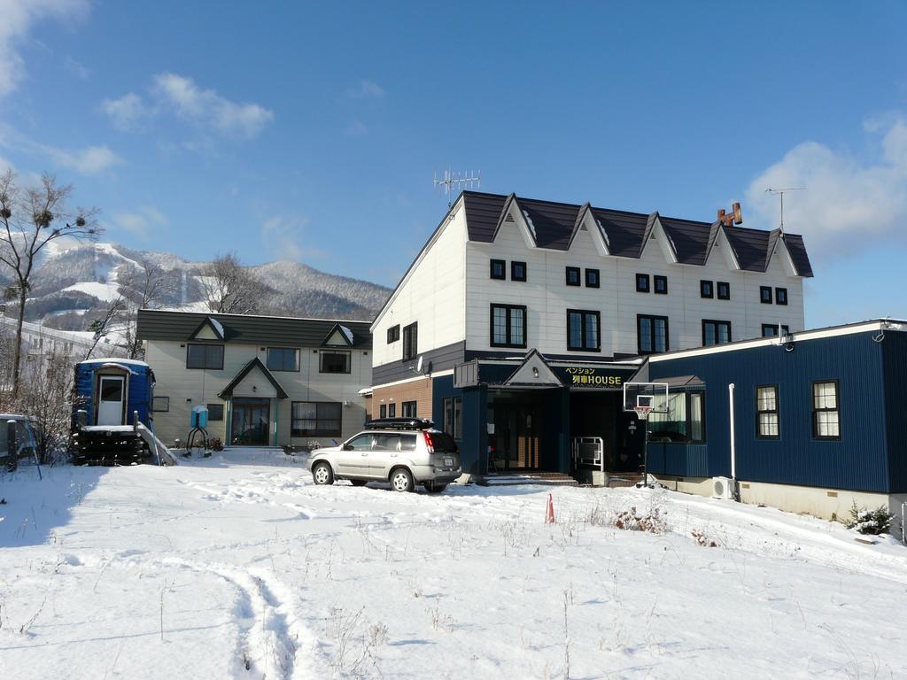 Pension Ressha House Furano Ngoại thất bức ảnh